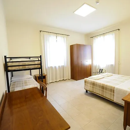 ホテル Casa Caburlotto 3*