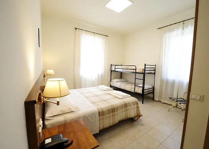Casa Caburlotto 3* روما
